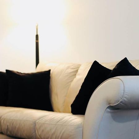 Sun Dog Manor Apartment Maple Creek Ngoại thất bức ảnh